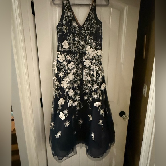 Marchesa Notte Navy with white 3D flowers dress. Size 10 - Picture 1 of 10